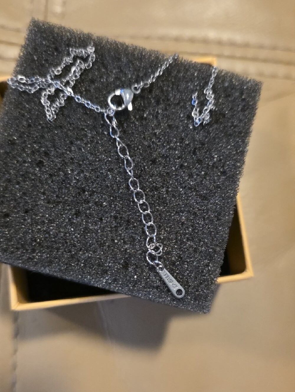 NEW Sterling Silver Star Pendant Necklace - Silver - Picture 4 of 5